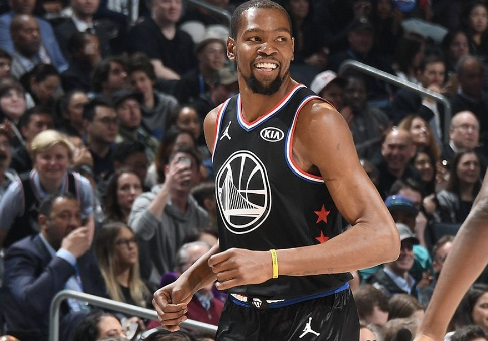 [NBA]字母哥30分 雄鹿不敌骑士.